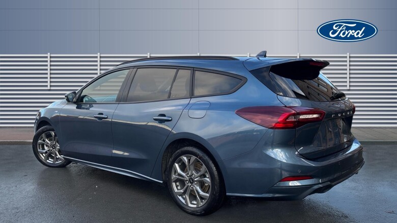 Ford Focus 1.0 EcoBoost Hybrid mHEV 155 ST-Line 5dr Auto Petrol Estate